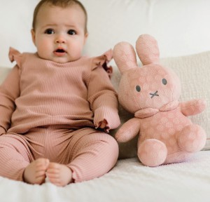 Λούτρινο Miffy Flolwers Βελουτέ Ροζ 30cm με Εσωτερικό Κουδουνάκι