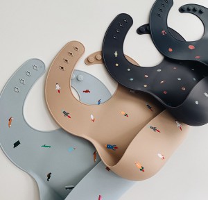 Σαλιάρα Σιλικόνης με Τσεπάκι Mushie Planets