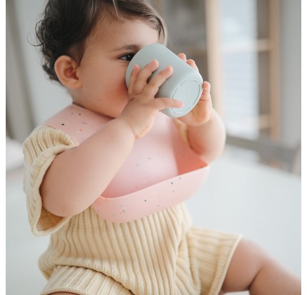 Σαλιάρα Σιλικόνης με Τσεπάκι Mushie Confetti Powder Pink