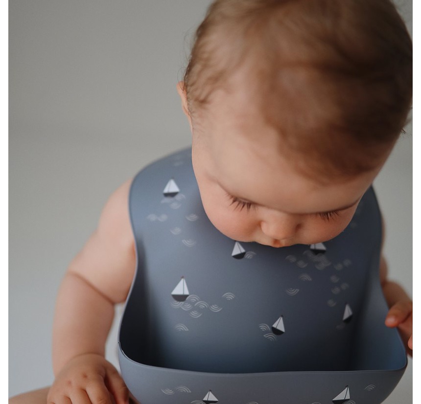 Σαλιάρα Σιλικόνης με Τσεπάκι Mushie Confetti Powder Pink