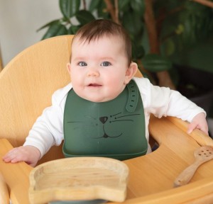 Σαλιάρα Σιλικόνης με Τσεπάκι Trois Kilos Sept Cat Green